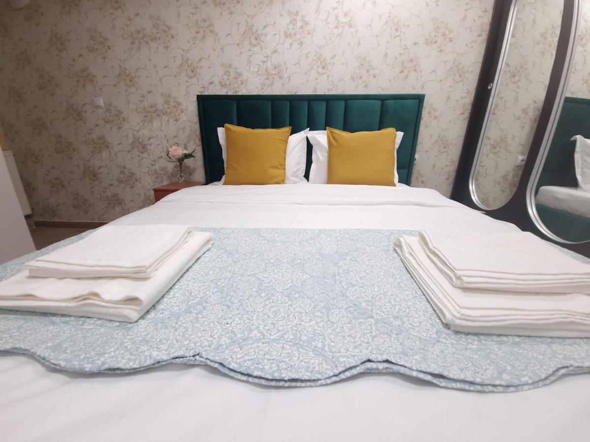Laroka House Beautiful Apartment Universitate Center Bucureşti Ngoại thất bức ảnh
